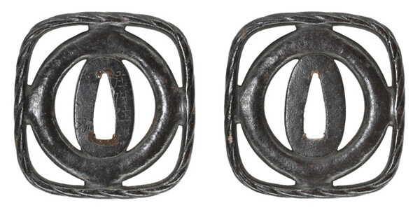 鍔 銘 庄内住一次 (池田一次) 円相透鍔 特別保存刀装具鑑定書