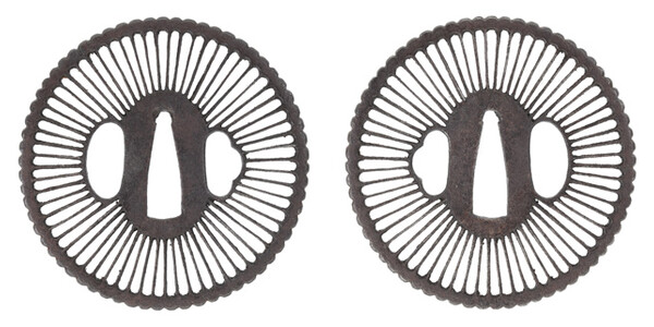 鍔 無銘 京透 菊花透鍔 保存刀装具鑑定書