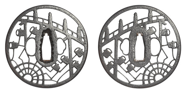 鍔 無銘 伝 大五郎写 淀の水車図鍔 日本刀剣保存会