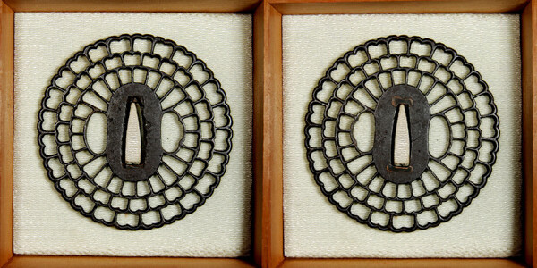 鍔 菊花透鍔 無名 京透 特別保存刀装具鑑定書