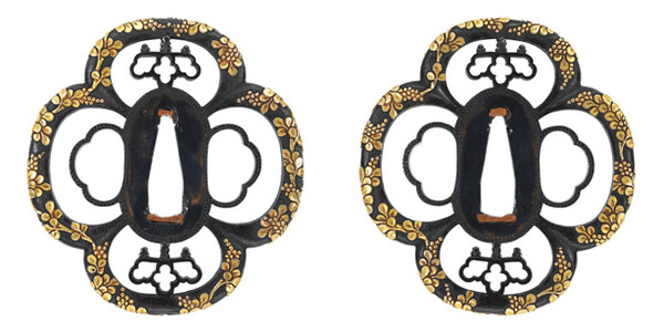 鍔 無銘 加賀金工 桐紋透萩図鍔 特別保存刀装具鑑定書