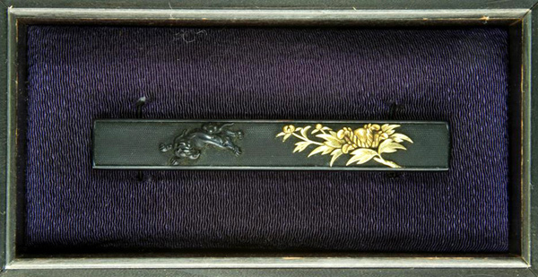 牡丹獅子図 小柄 赤銅 (KO-010917)｜刀・日本刀の販売なら日本刀専門店 
