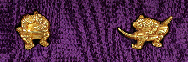 目貫 無銘 金着せ 鎧武者図目貫