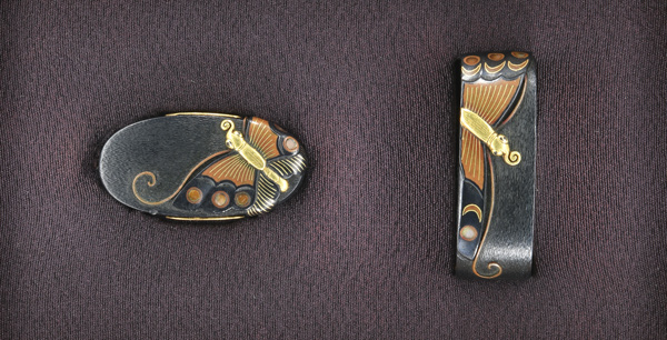 縁頭 銘 正則(花押) 蝶図 保存刀装具鑑定書の販売